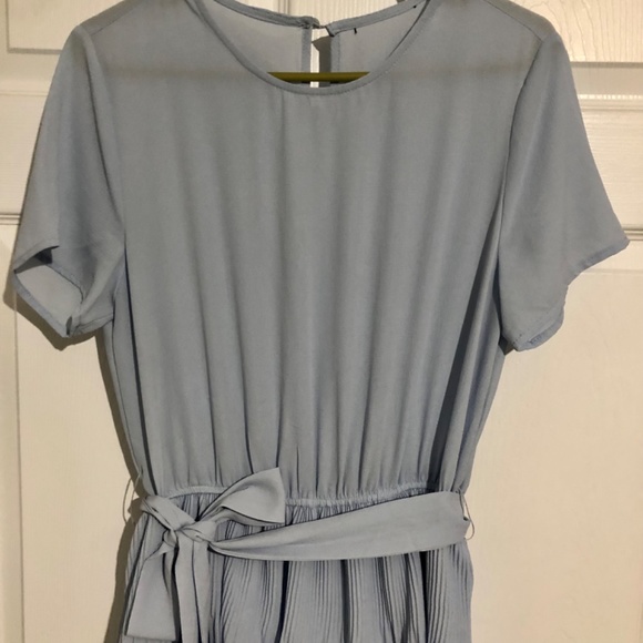 Dress - Picture 3 of 4